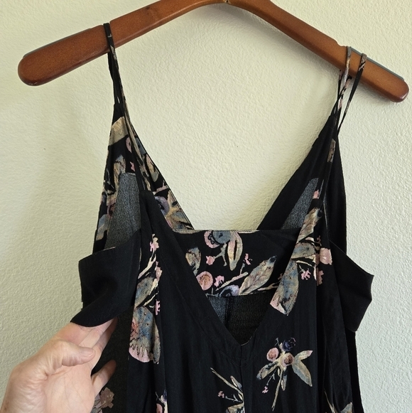 Free People Dream Big Floral Print Jumpsuit Size XS EUC - Picture 11 of 16